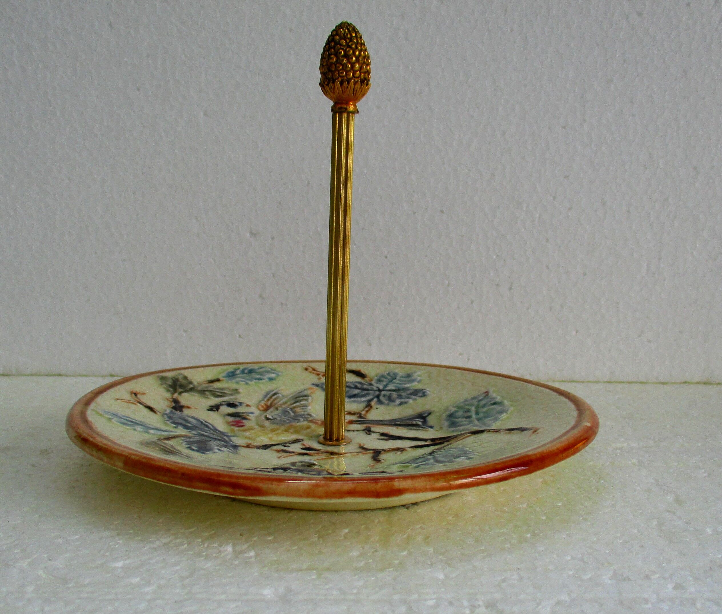 Presentation plate, barbotine and gilded brass