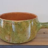 Enamelled clay pan