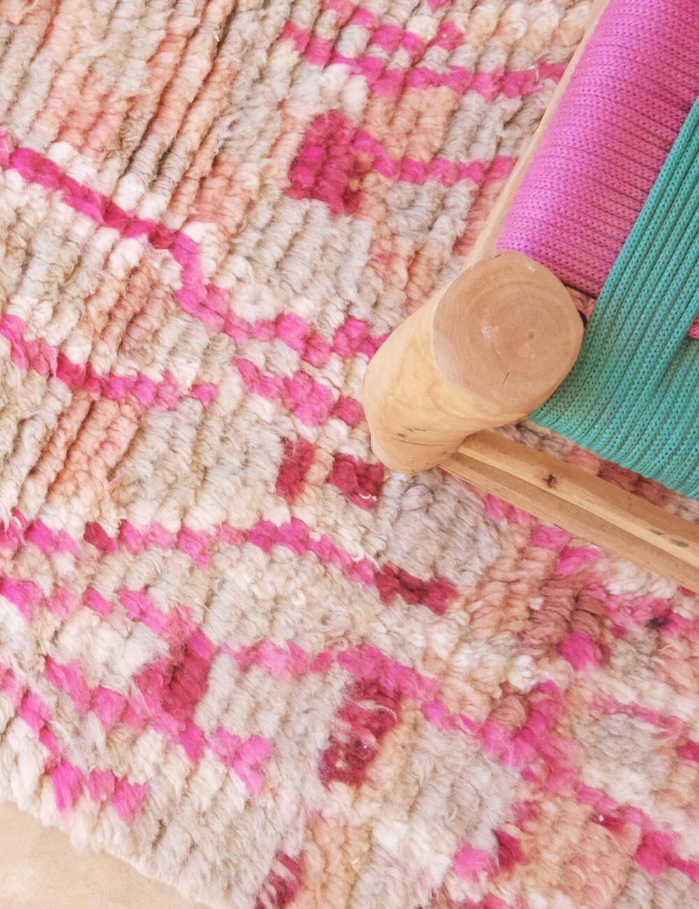 Pink Hallway Rug - 391 x 83 cm