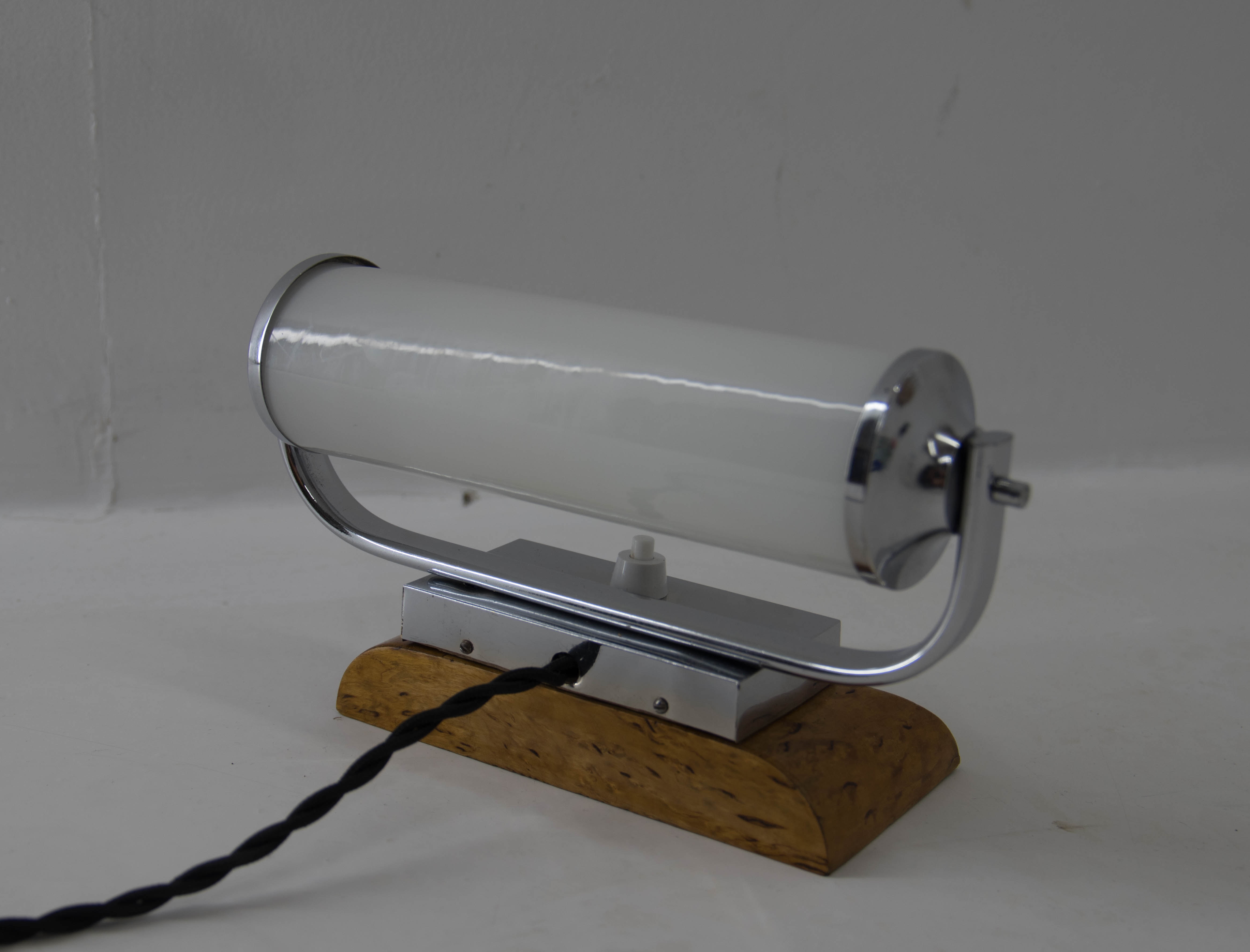 Bauhaus tubular table lamp, 1930s, restored