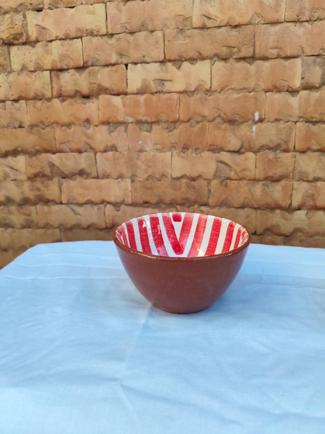 Boxes of 2 Ourika striped bowls