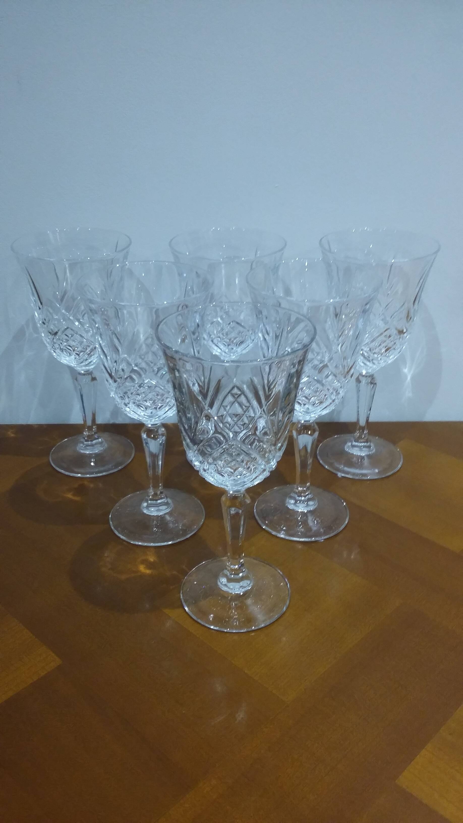 Set of 6 cut crystal wine glasses