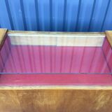 Store window counter