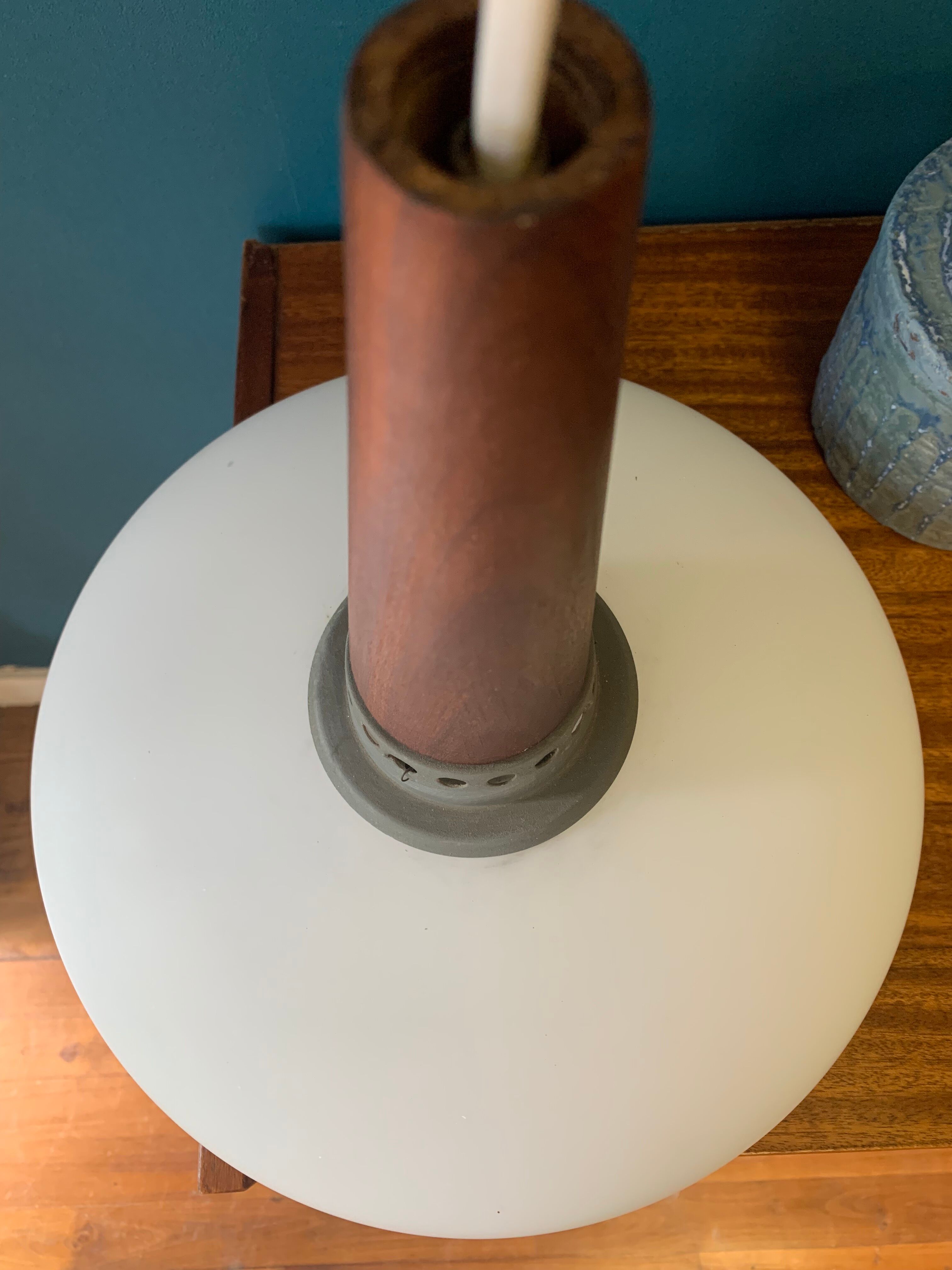 Suspension scandinave Louis Kalff 1960