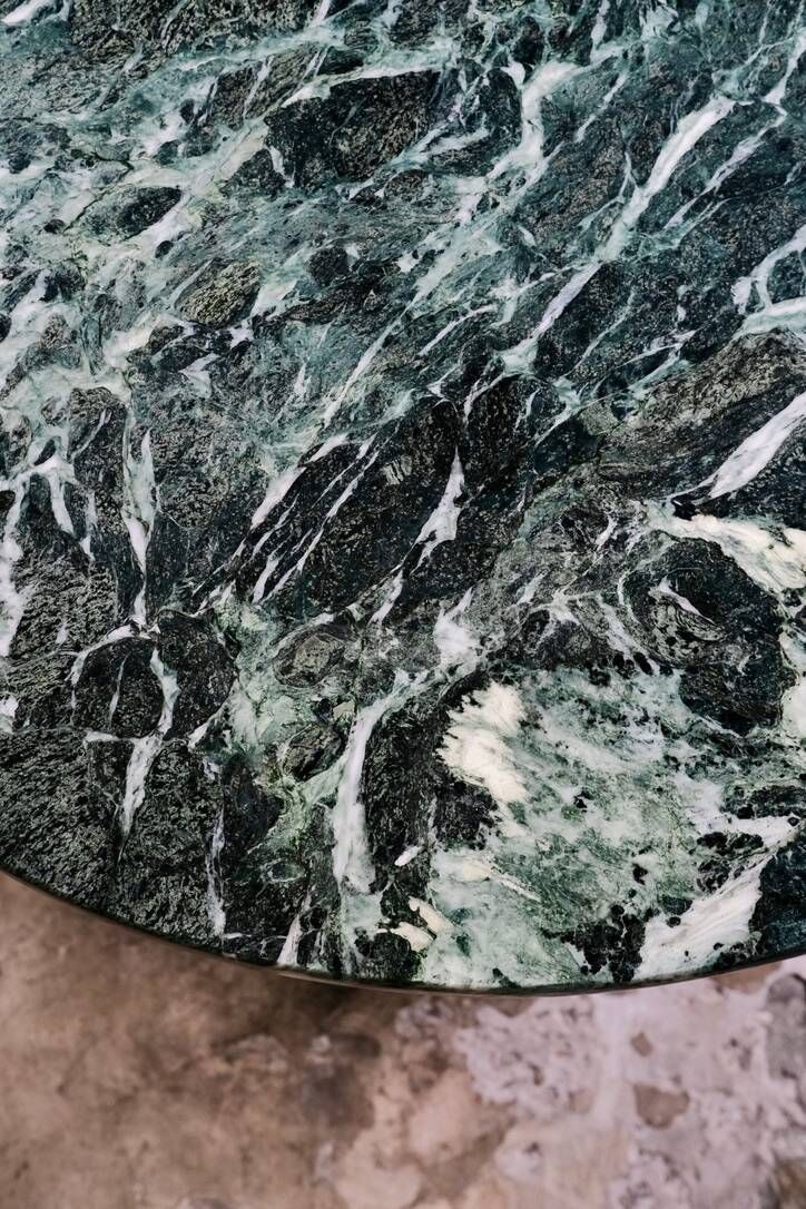 Emerald green marble "eye" coffee table, Roche Bobois, France, 1970s