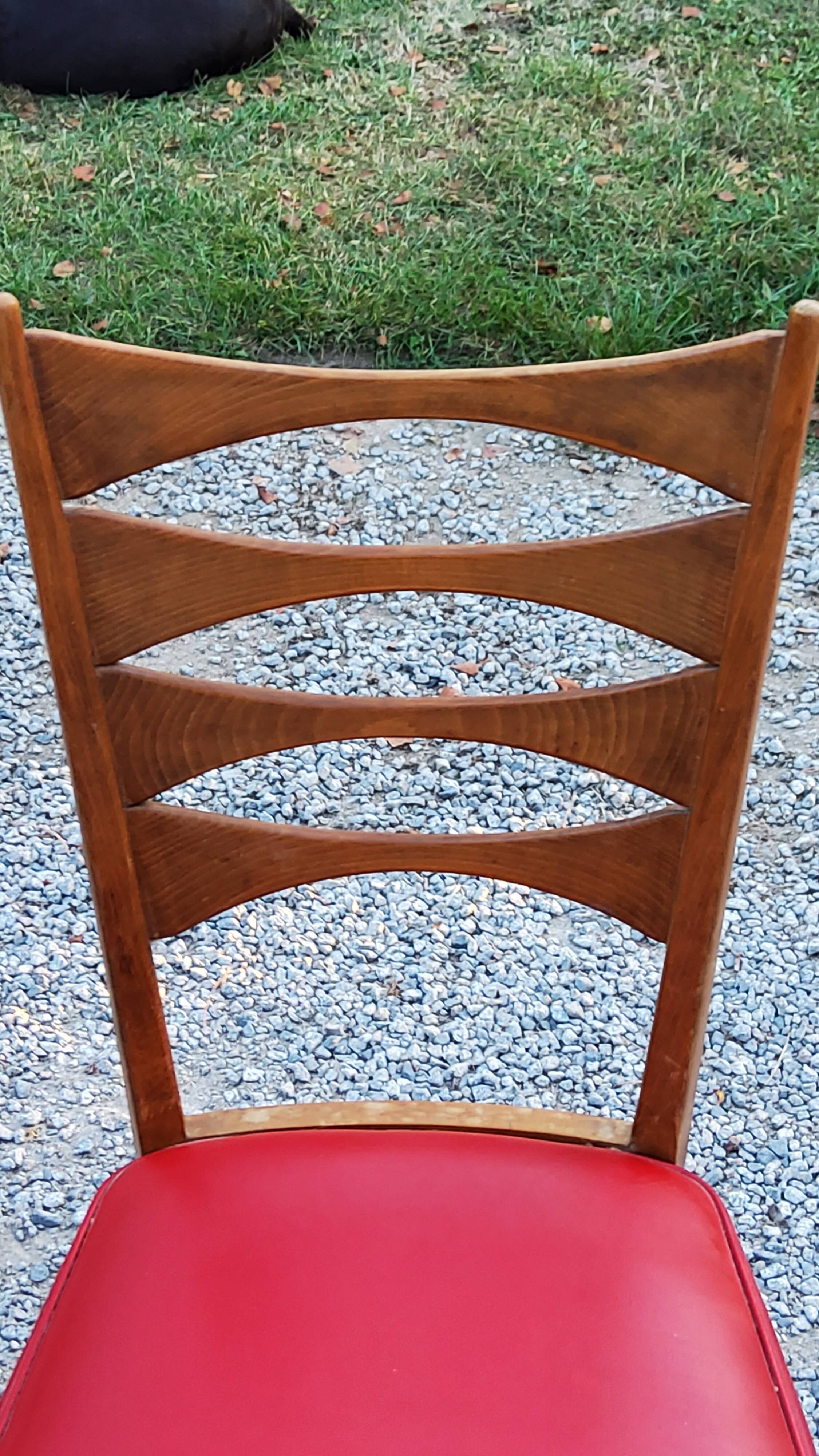 Set of 6 vintage Scandinavian style chairs from the 50s