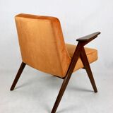 Fauteuil Orange Bunny attribué à Józef Chierowski, 1970