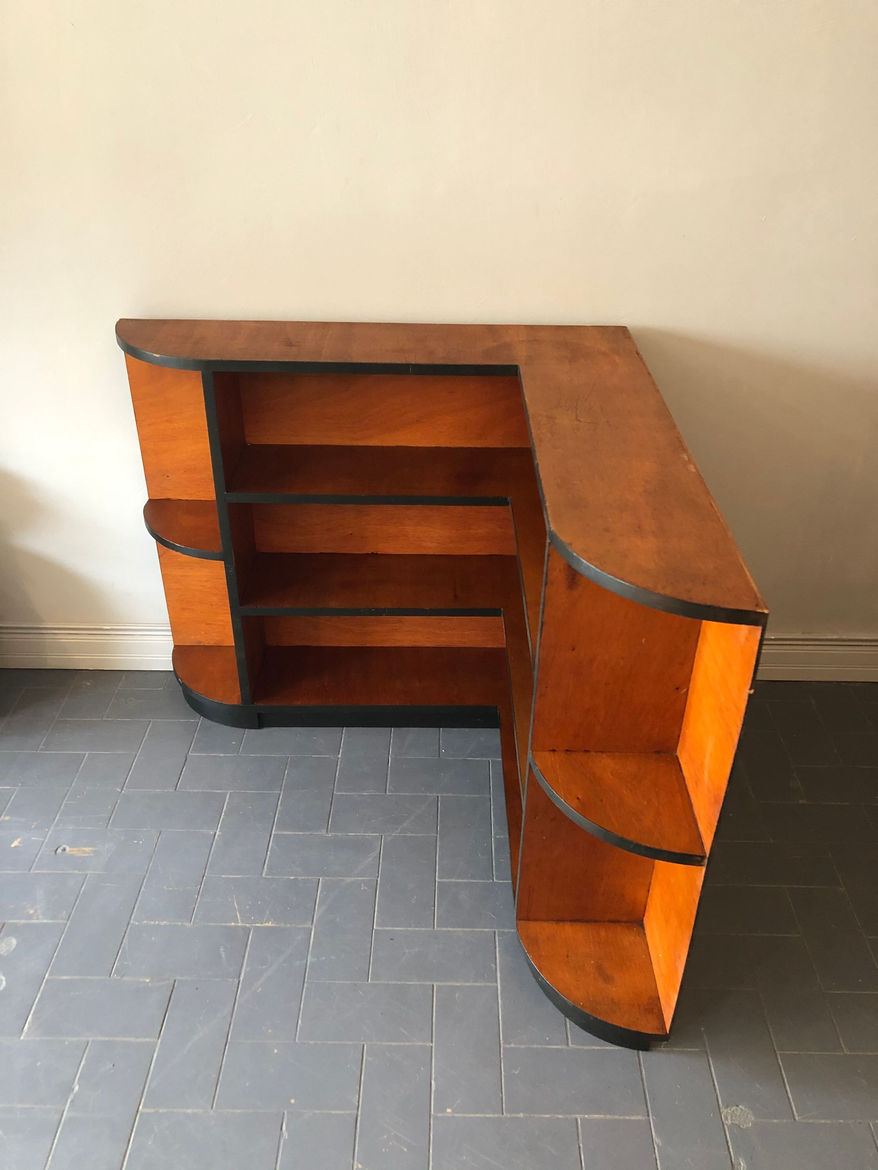 Vintage corner shelf