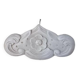 Linen patinated carved pediment woodwork