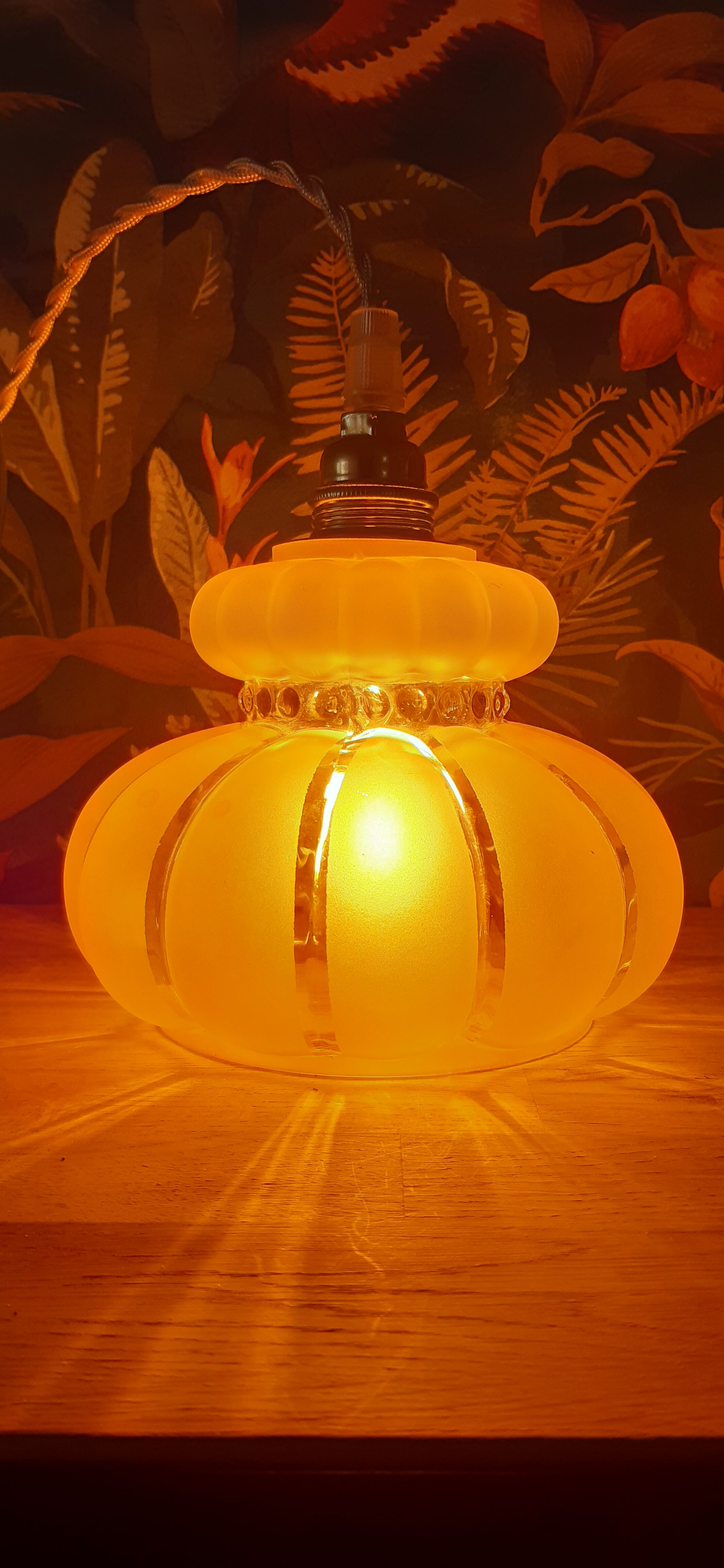 Vintage hand lamp