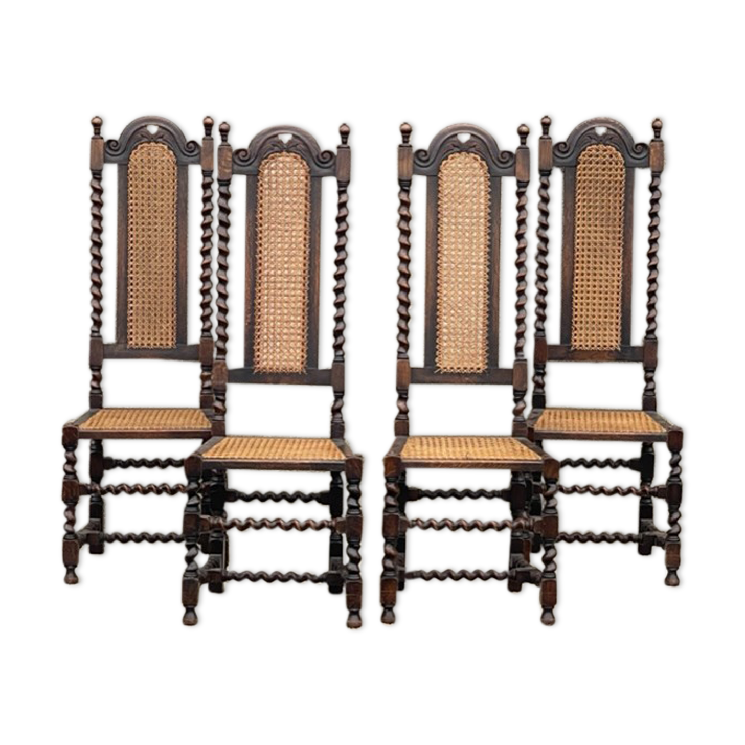 Série de 4 chaises cannées