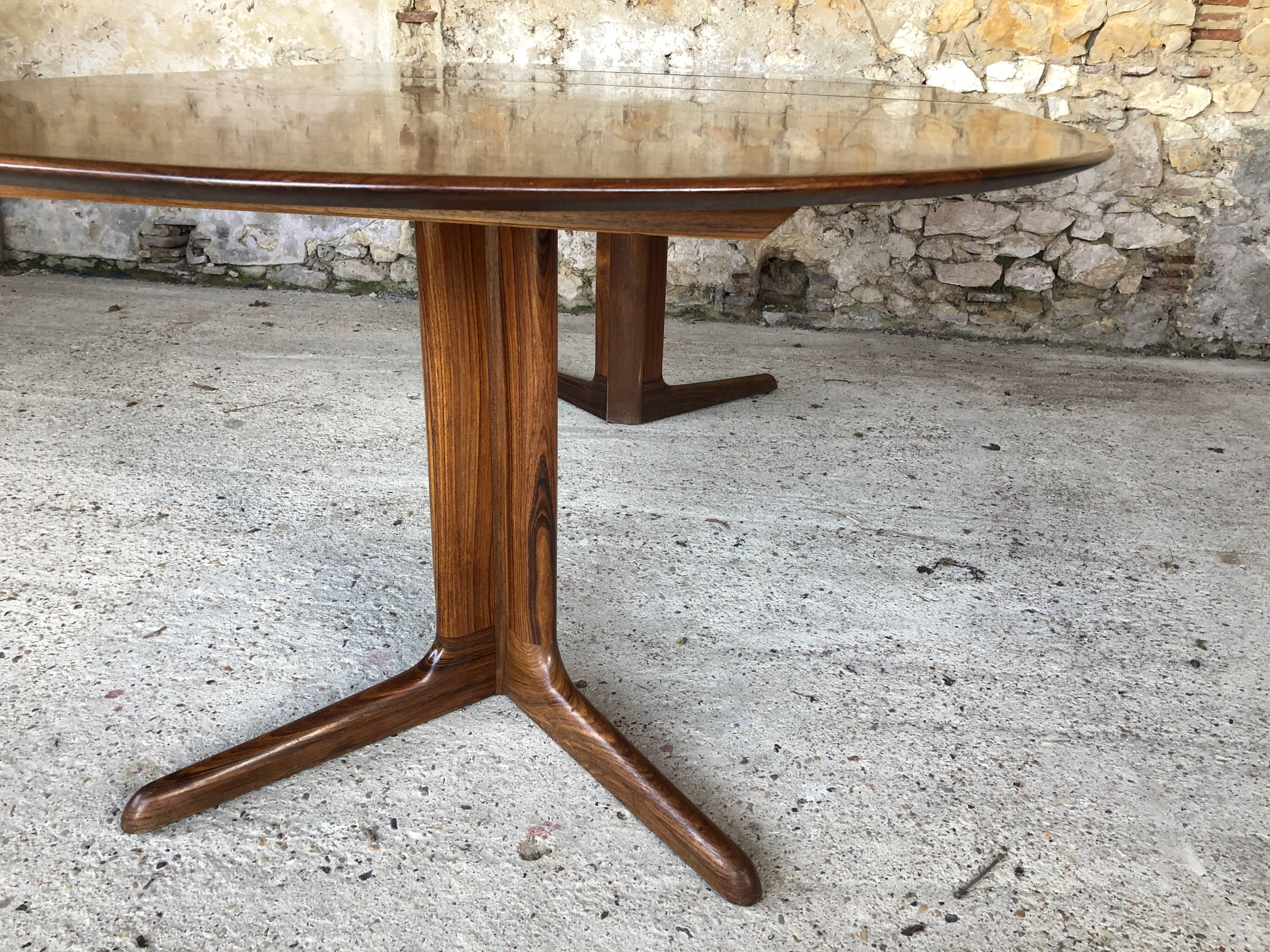 Expandable Scandinavian rosewood dining table by CJ Rosengaarden, circa 60's
