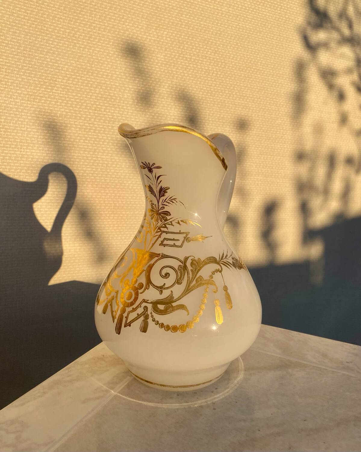 Ancien broc en opaline napoleon III