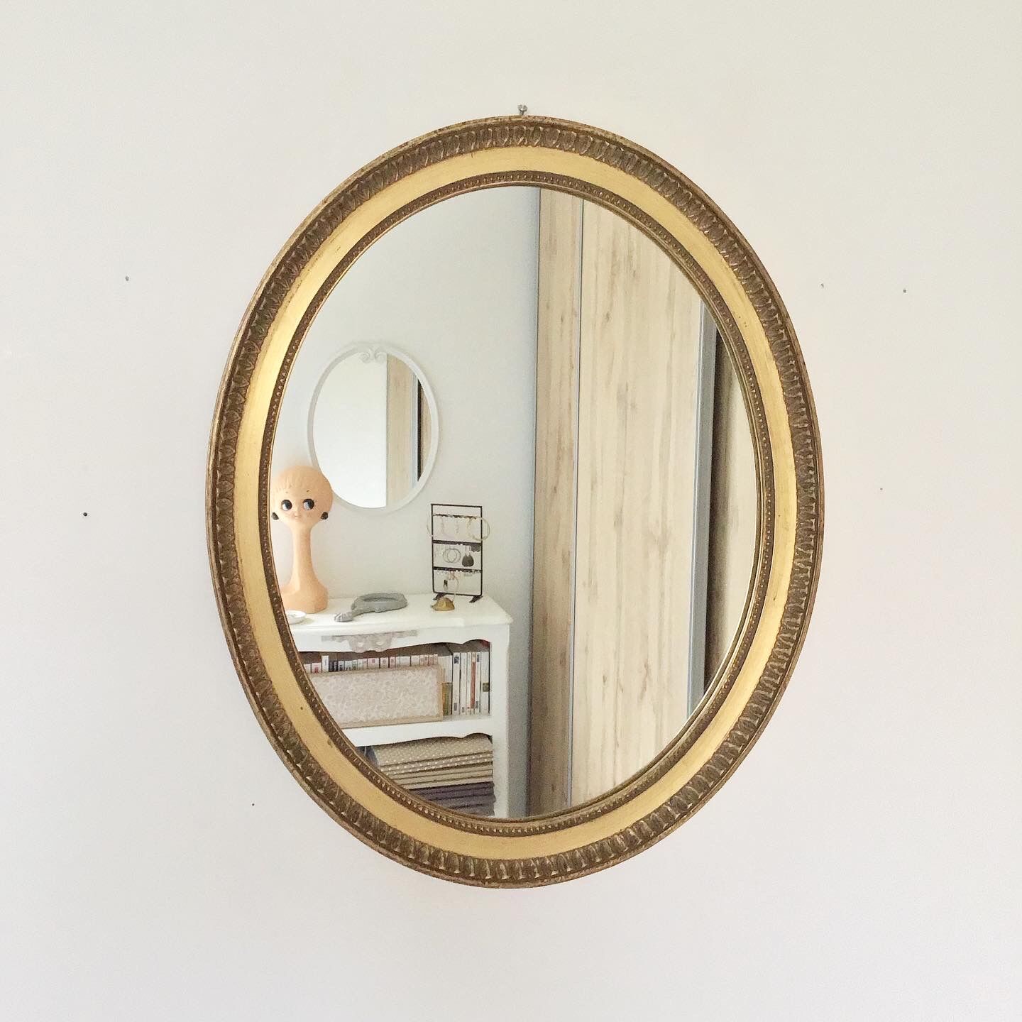 Miroir doré ovale vintage, 58x48 cm