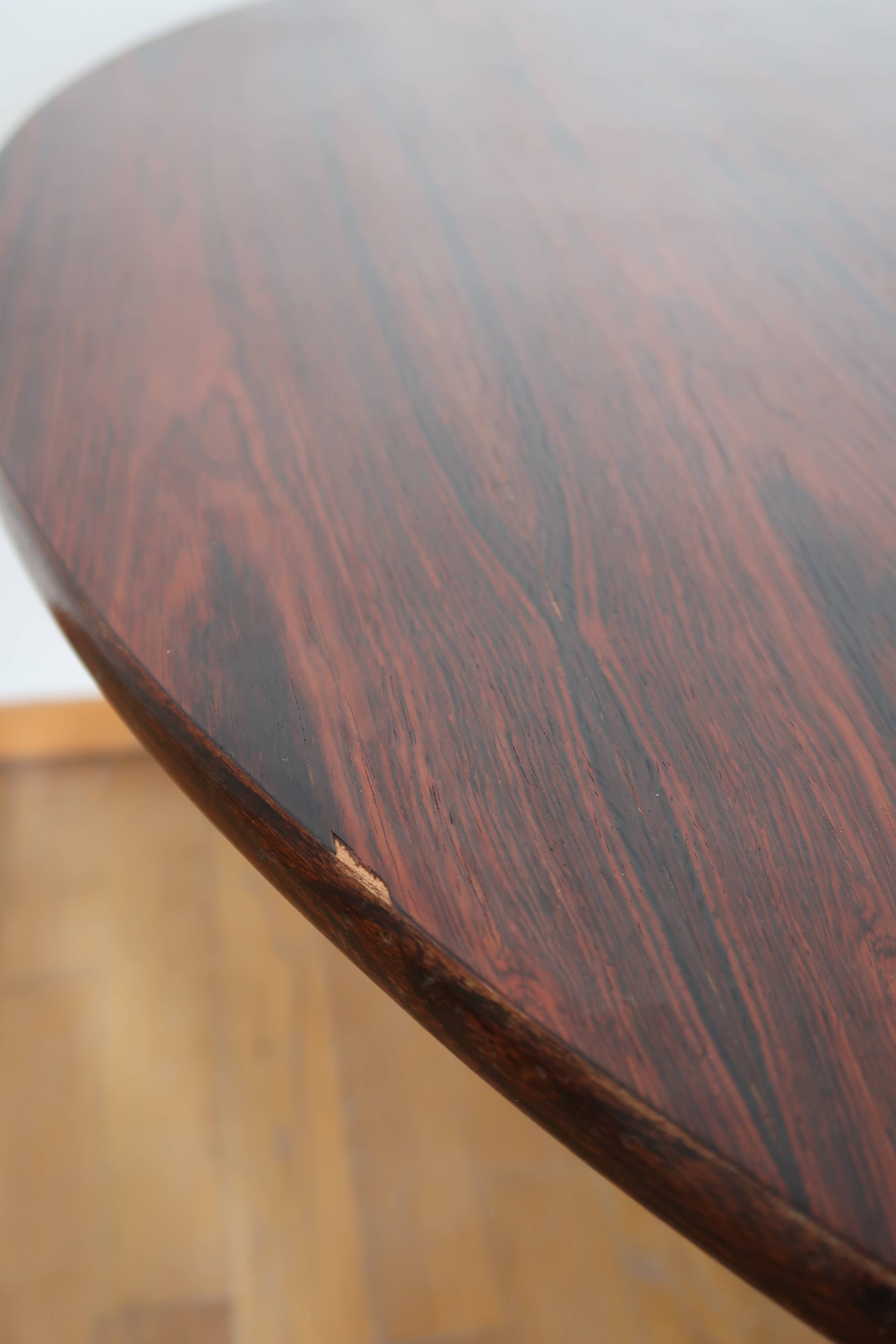 Round table extendable rosewood