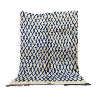 Traditional handmade Berber rug size 150 x 250 cm