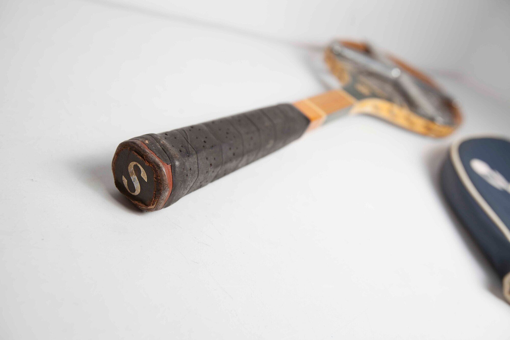 1960 Sydney tennis racket with metal tendor and cover
