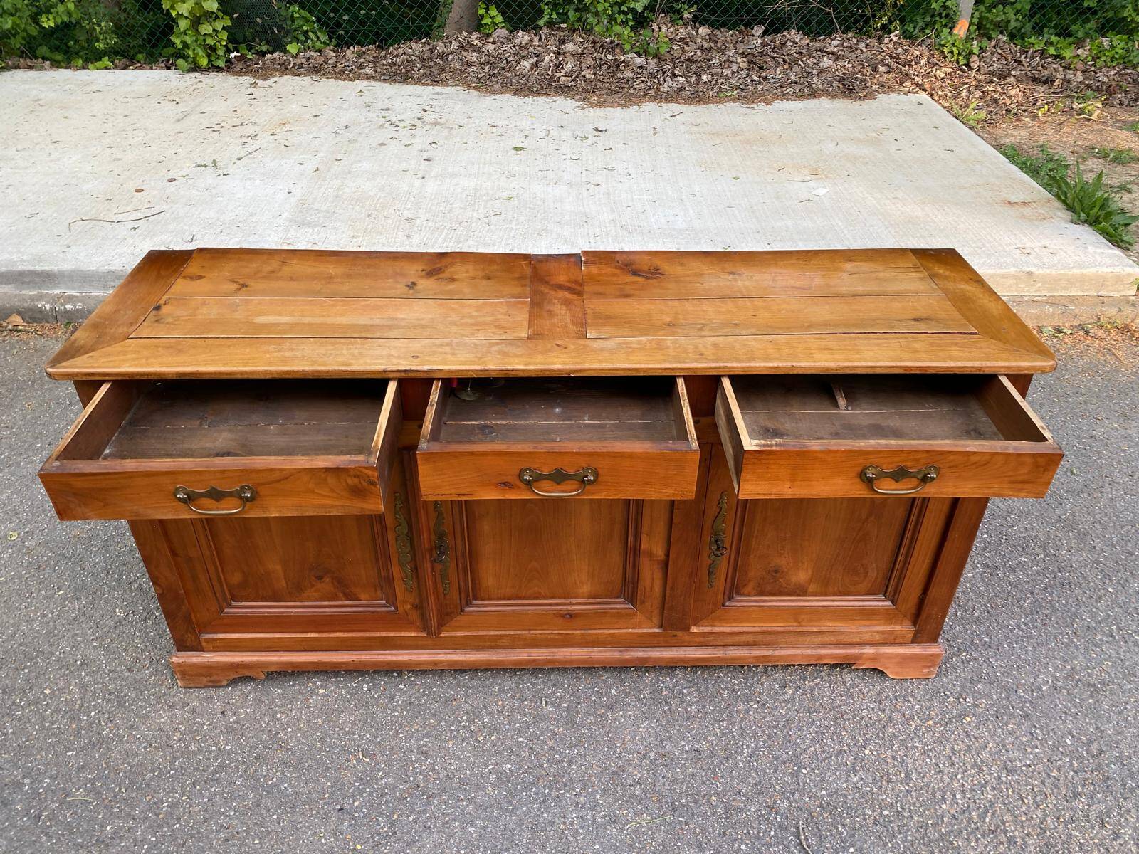 Louis Philippe sideboard in solid wood, 19th century