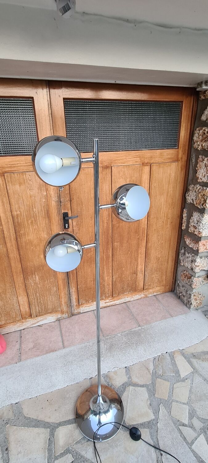 Vintage eyeball floor lamp