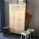 Industrial metal vestiary