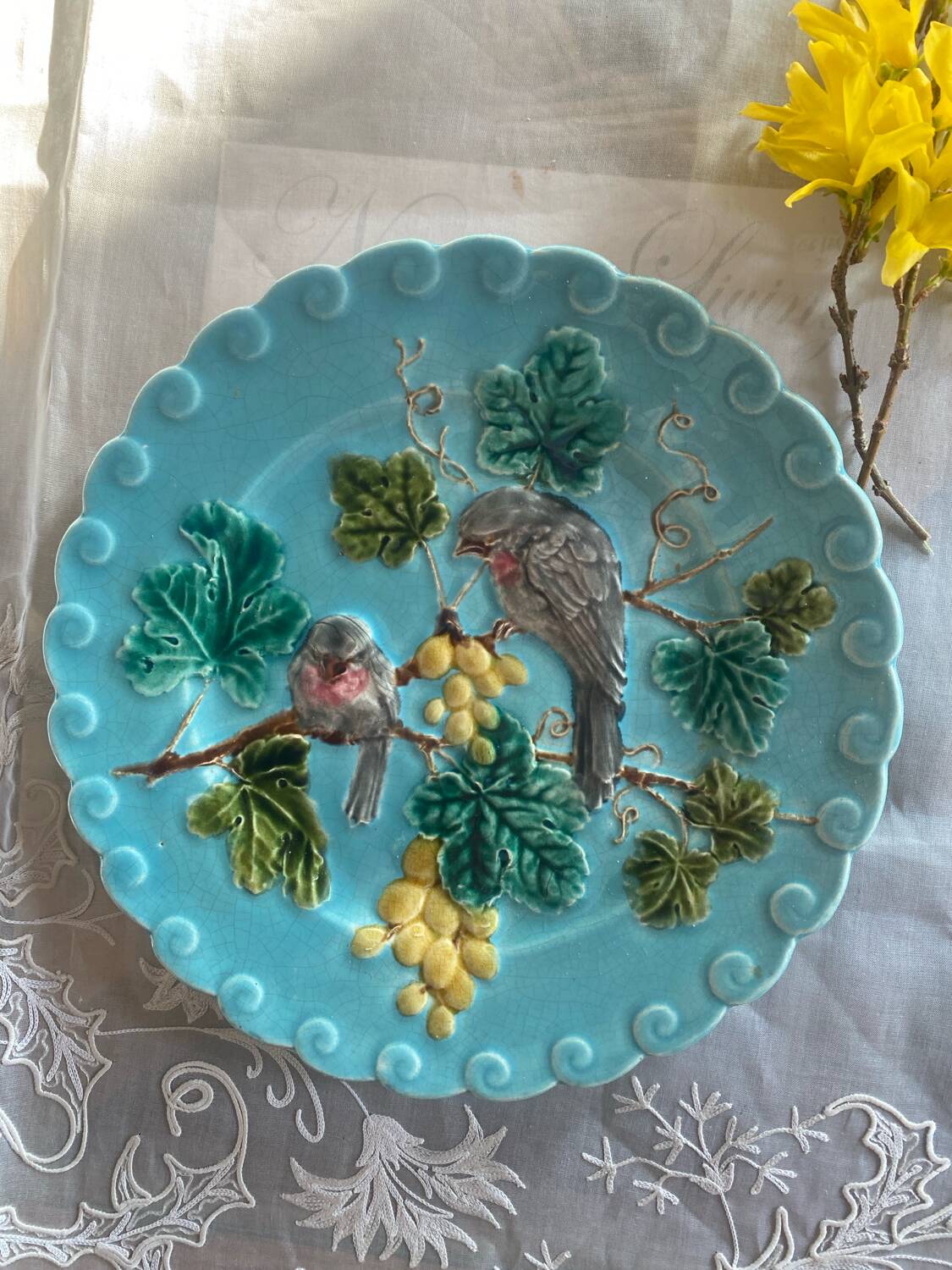 Set of 2 majolica plates from Sarreguemines.