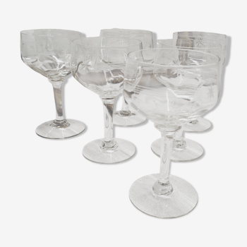 Set of 6 chiseled wine glasses
