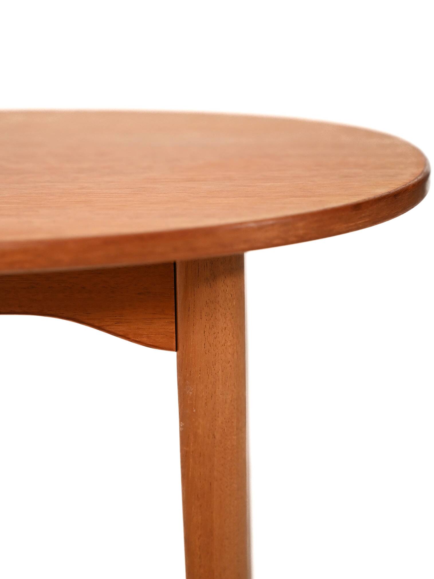 Table basse en teck "Ovalen" par Carl Malmsten
