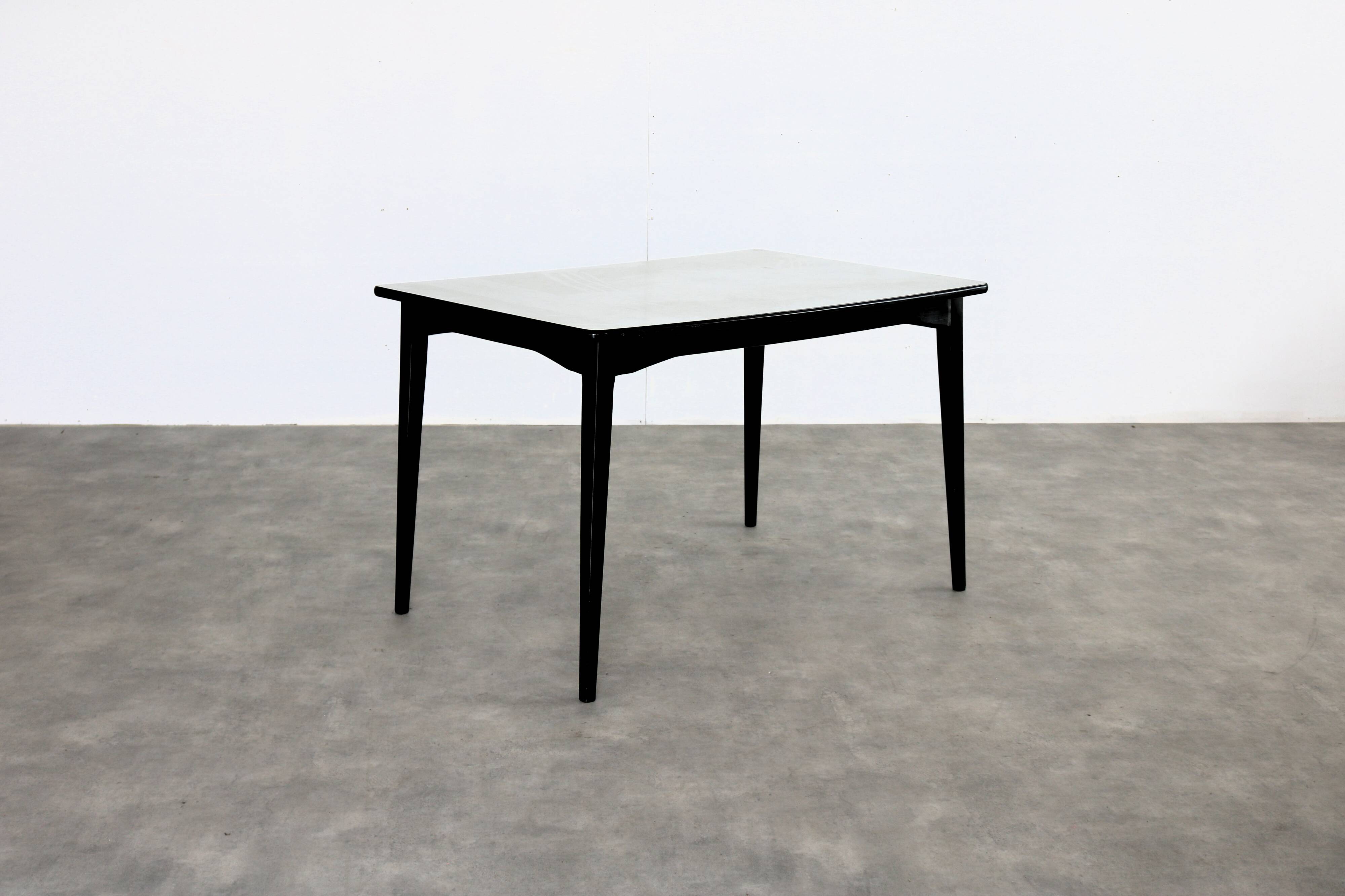vintage dining table | table | dining room | Benze
