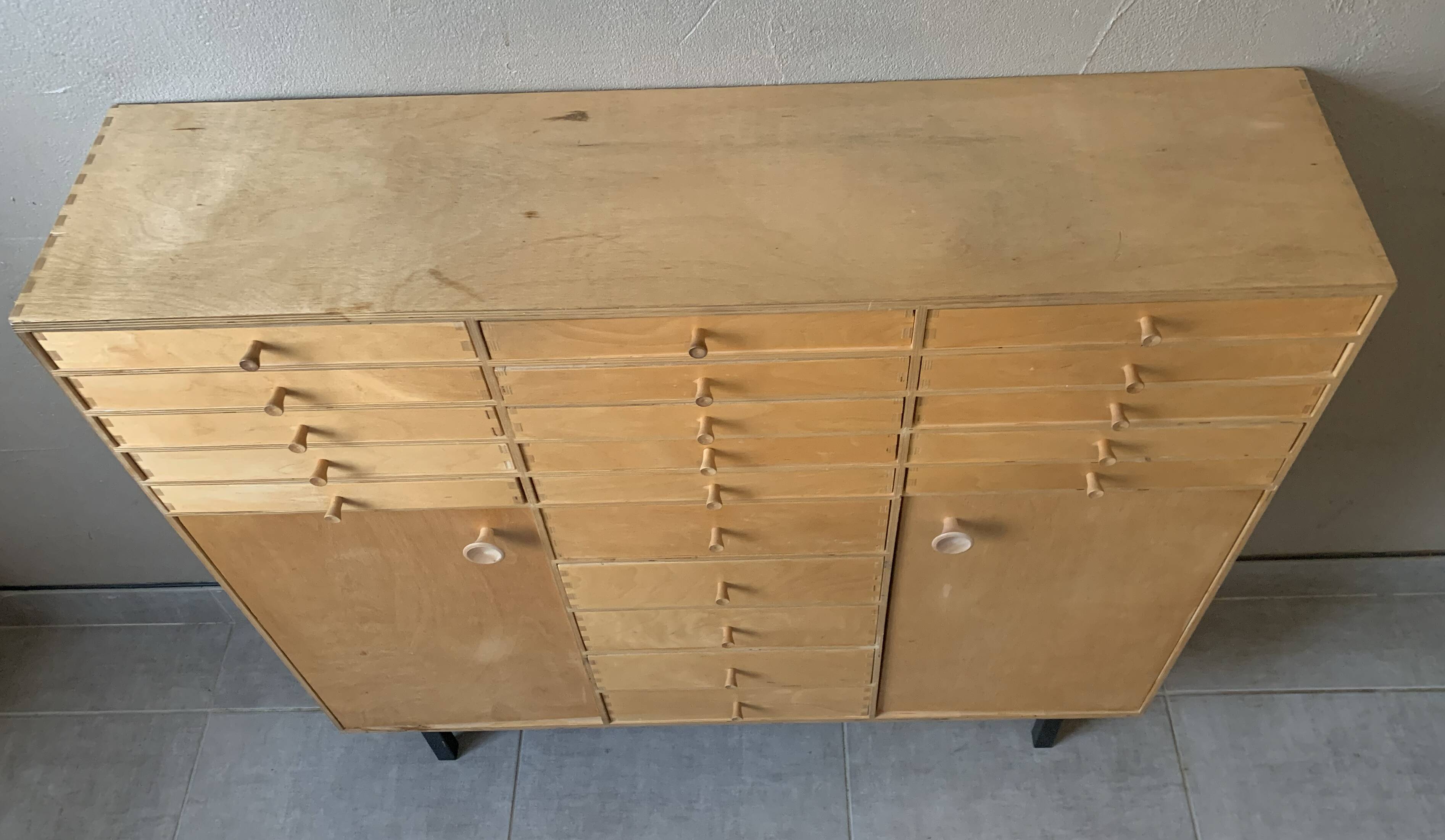 Vintage 20-drawer craft cabinet, 1960s in raw wood
