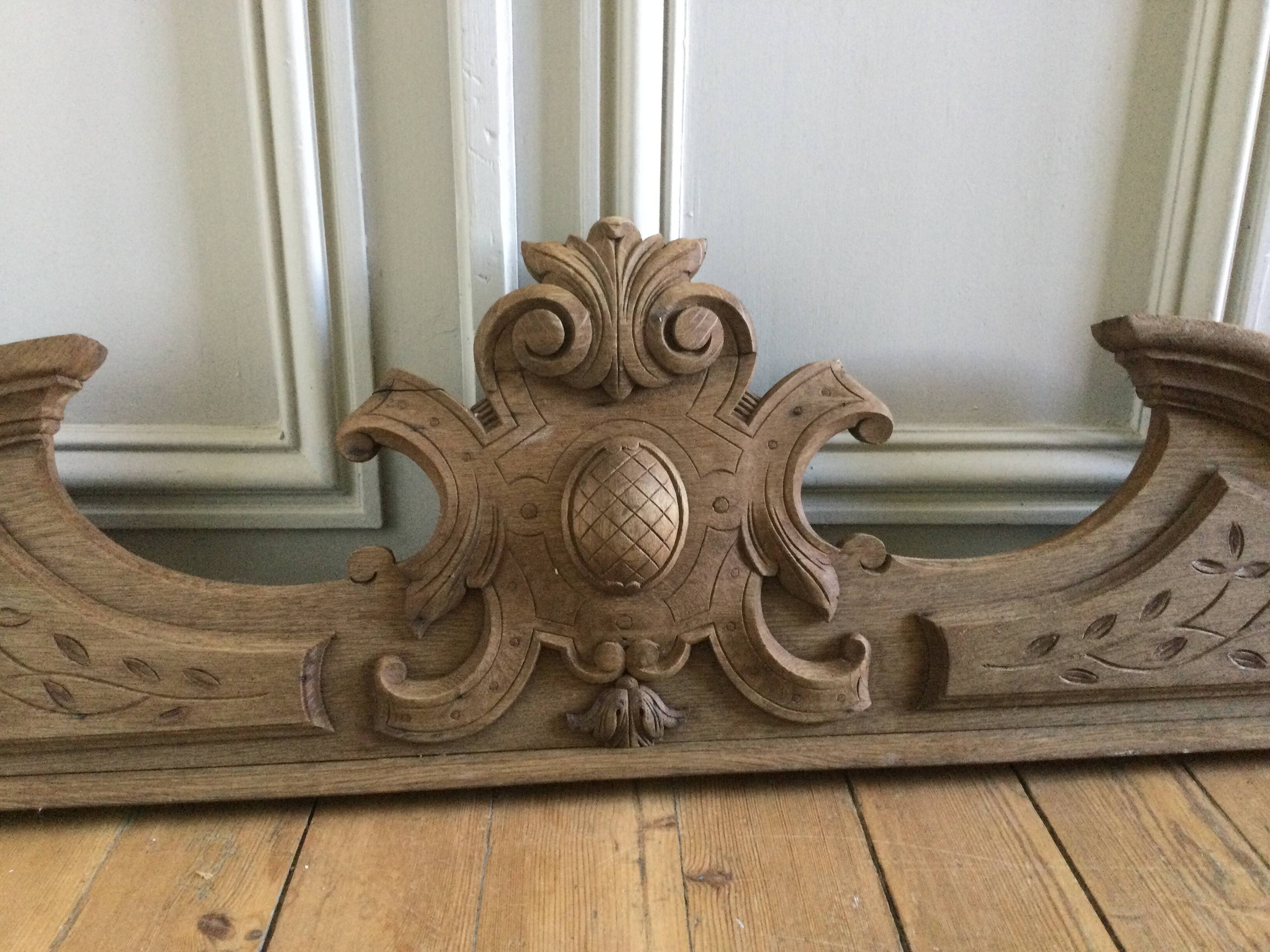 Ancient oak pediment