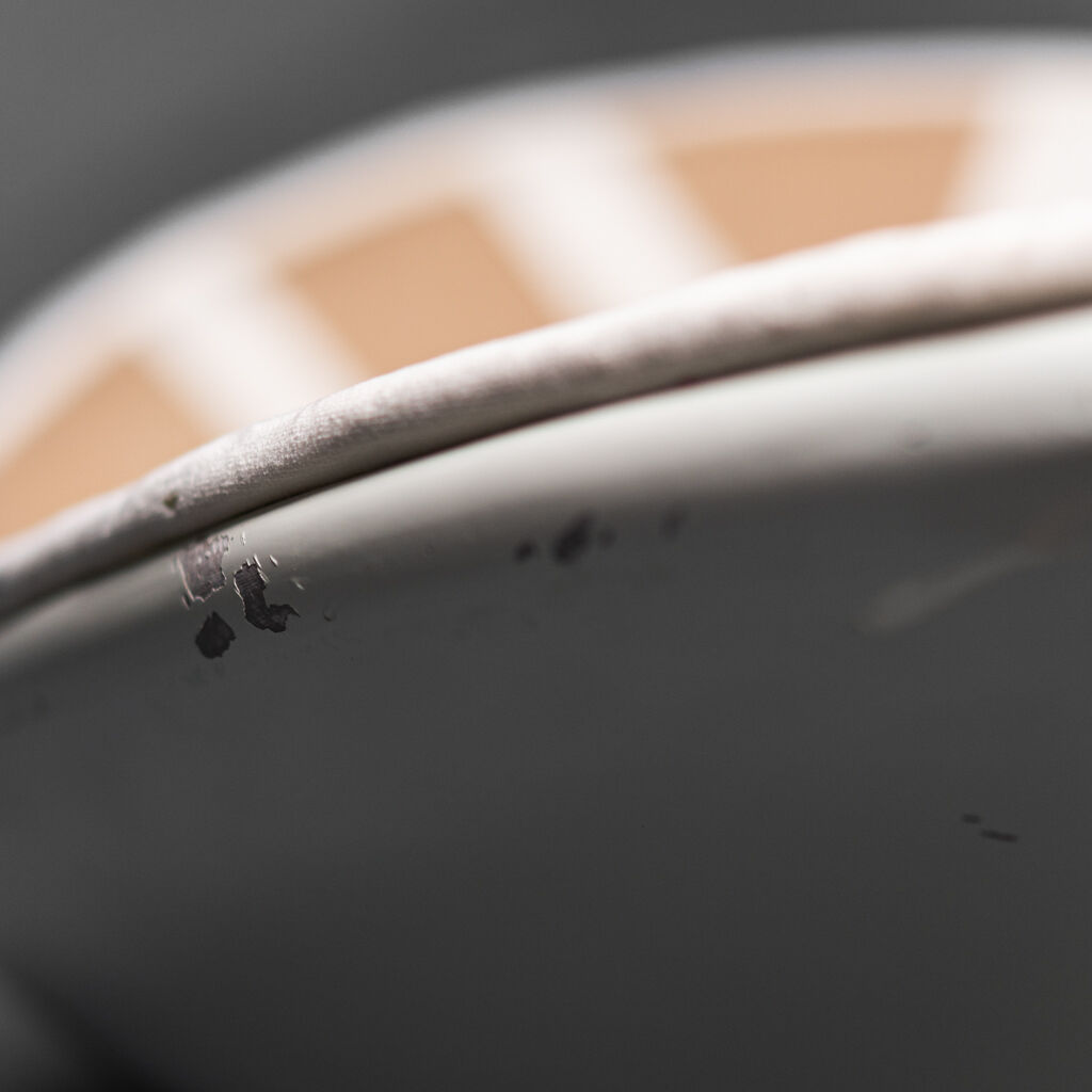 Pair of oval armchairs space age 70s vintage modernariato