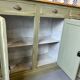 Buffet ancien patiné vert – 4 portes & 4 tiroirs – Plateau bois