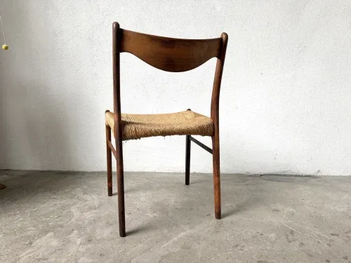 GS60 chair in exotic wood and straw, Arne Wahl Iversen, 1960s