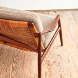 Mid Century Sofa par Hartmut Lohmeyer, teck et cannage