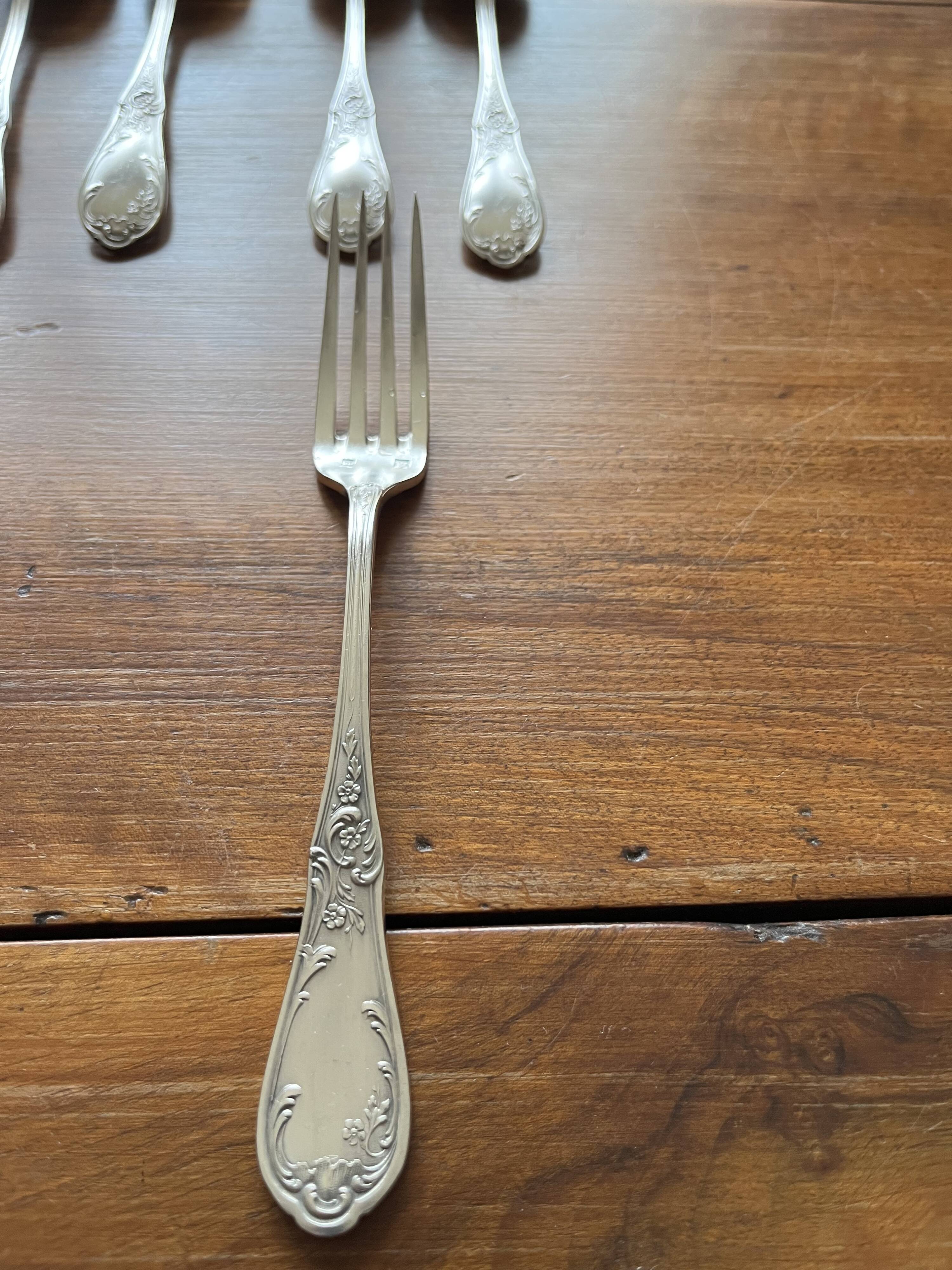 10 antique silver plated metal dessert spoons and forks