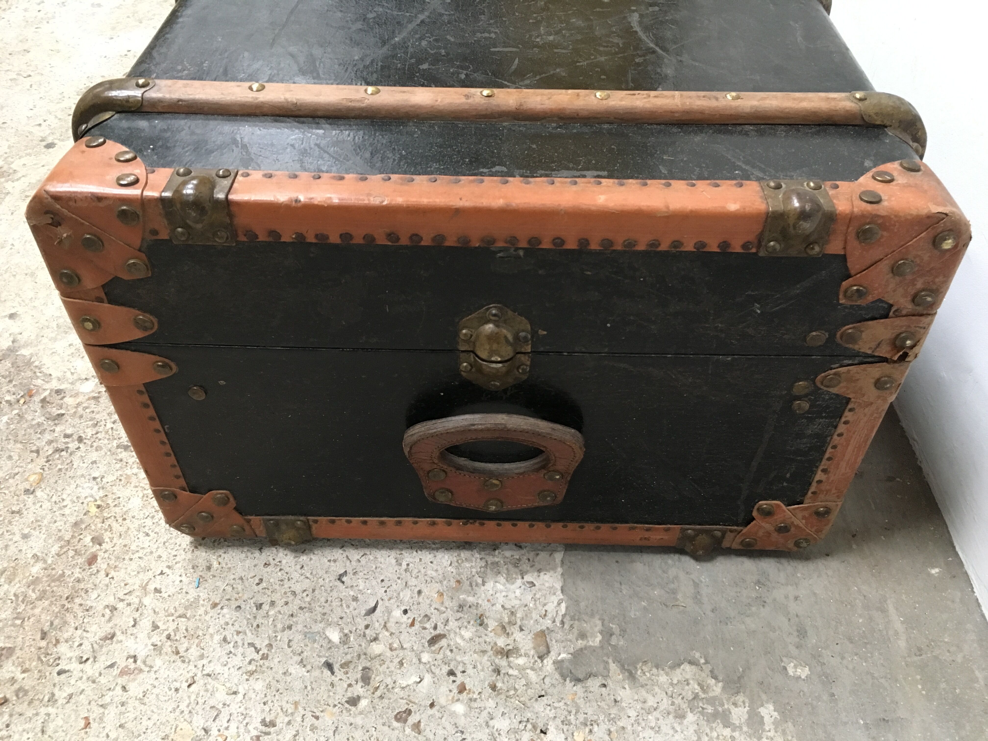 Trunk suitcase