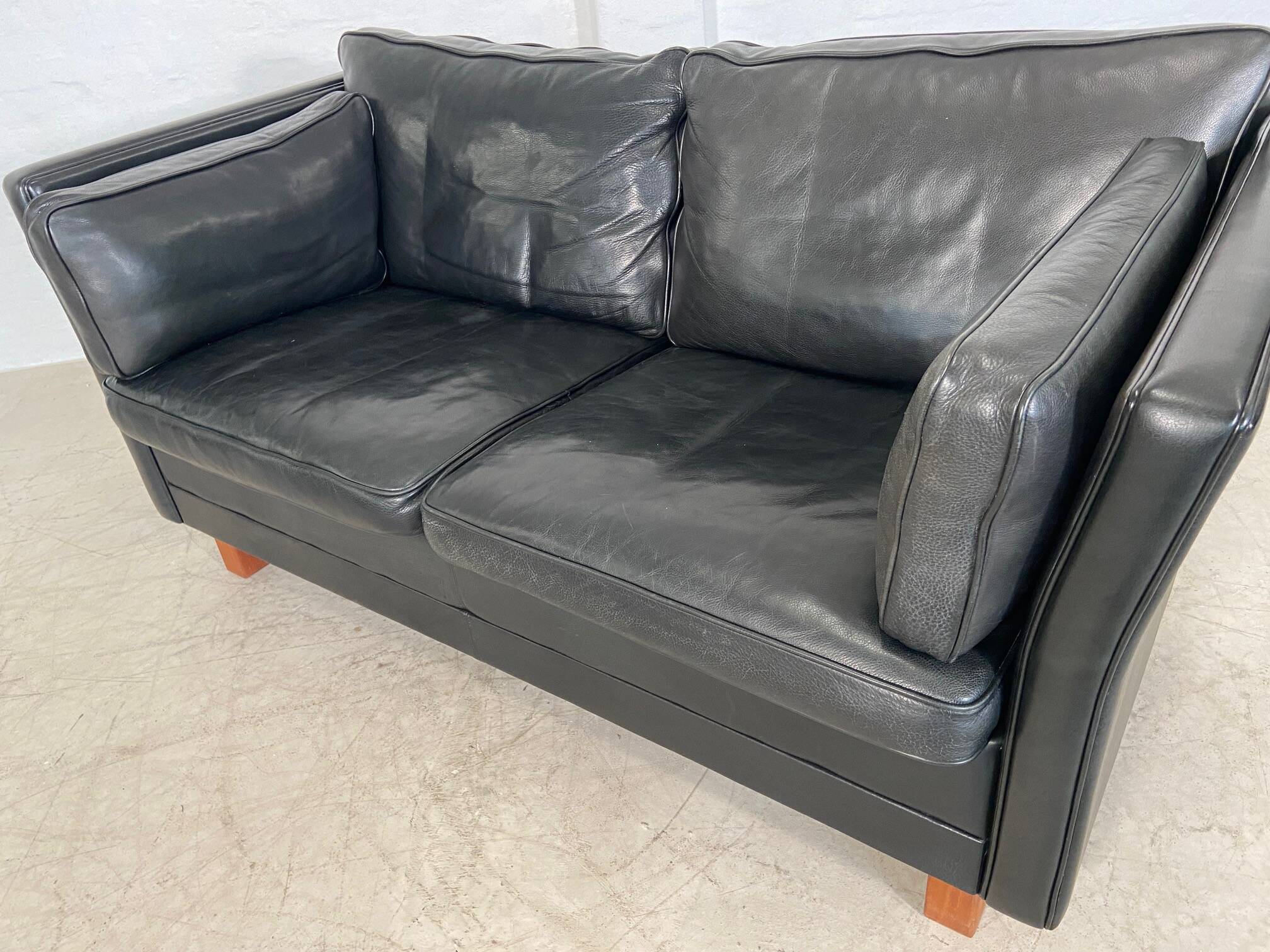 Vintage retro danish mogens hansen 2 person black leather sofa