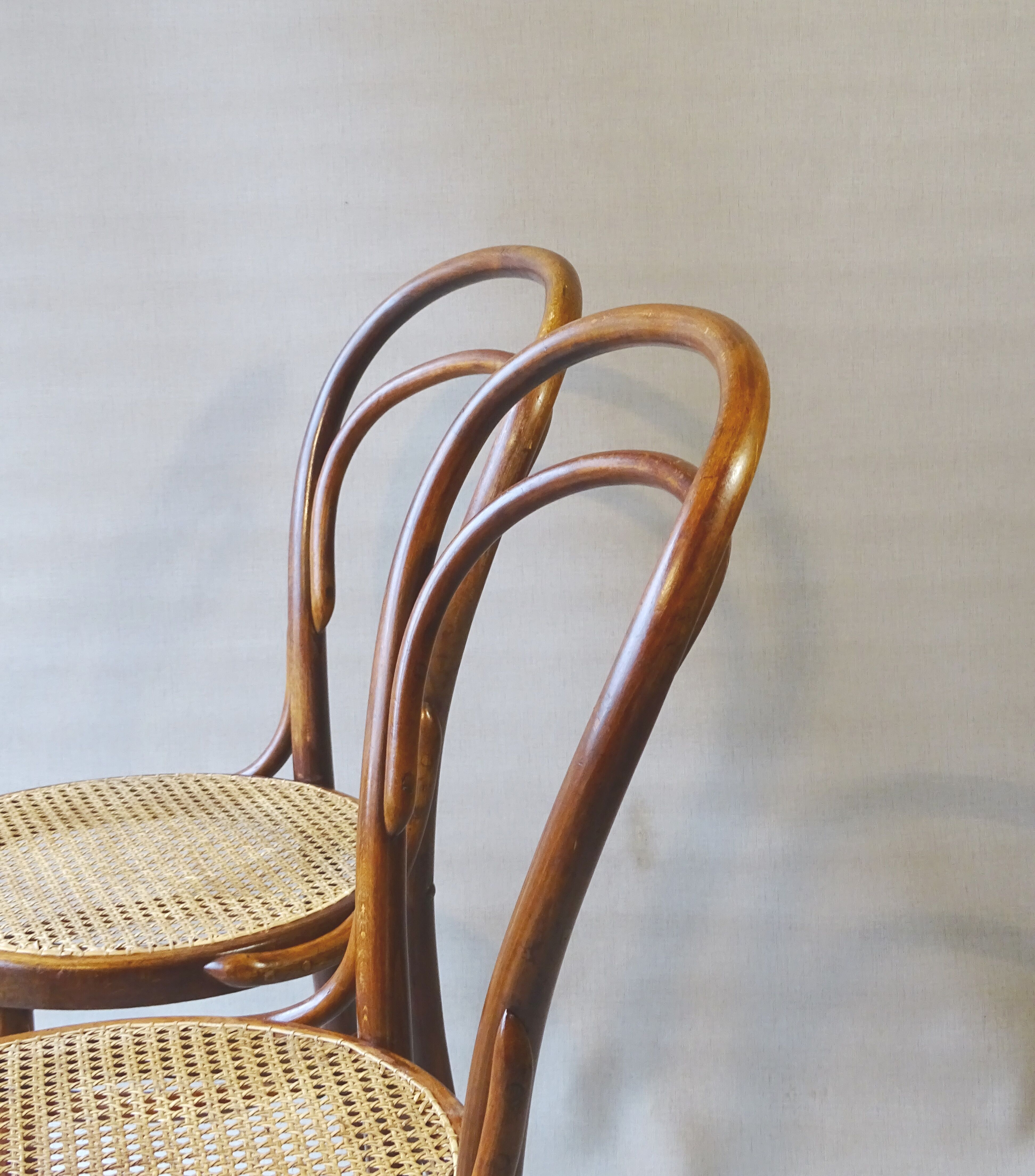 Two chairs turpe n°14 bistrot 1900 cans