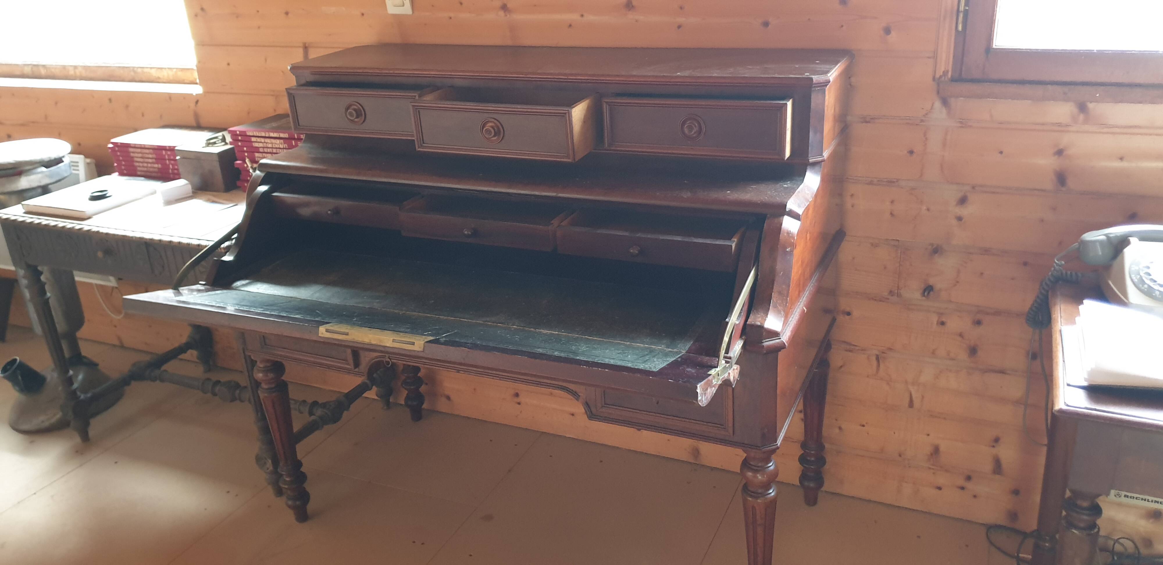 Louis XVI Secretary With Mahogany Veneer