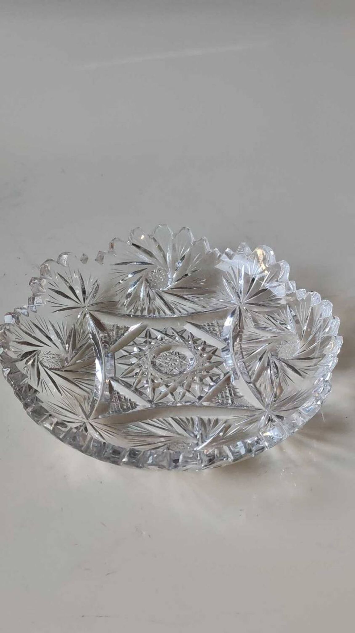 Vintage pocket tray in cut Bohemian crystal. Sophisticated star/brass patterns. Stylish Czech Boho