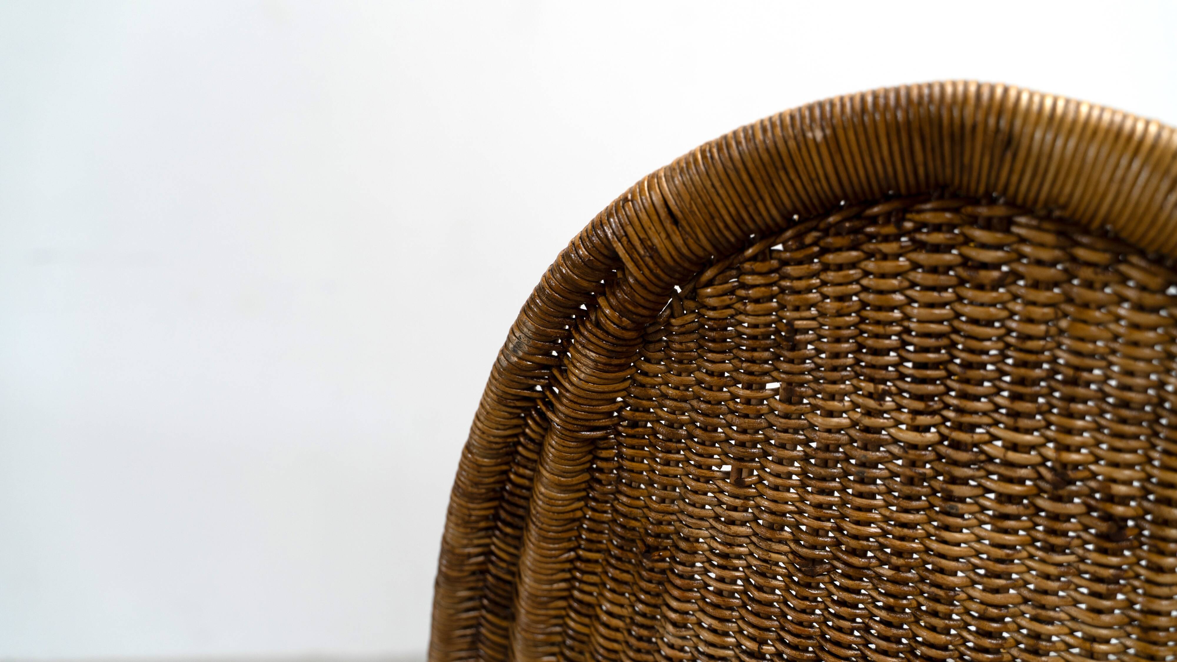 Chaise longue en rotin sculptural italienne
