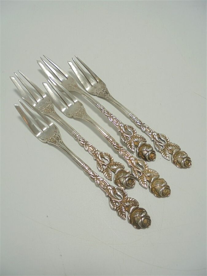 Set of 5 cake forks