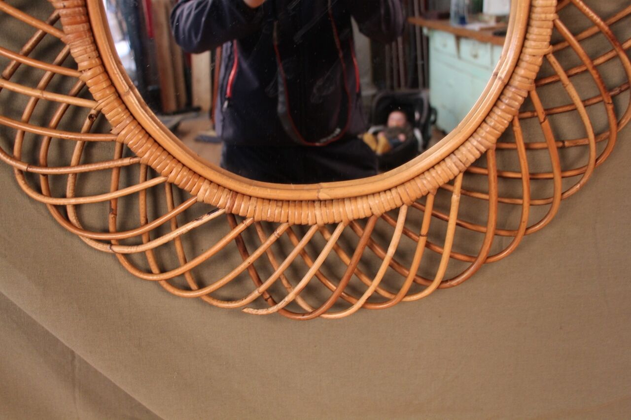 Rattan mirror 68cm