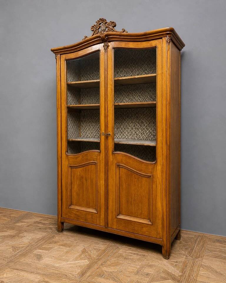 Glass library in Louis XV style, opening with two doors at the front.