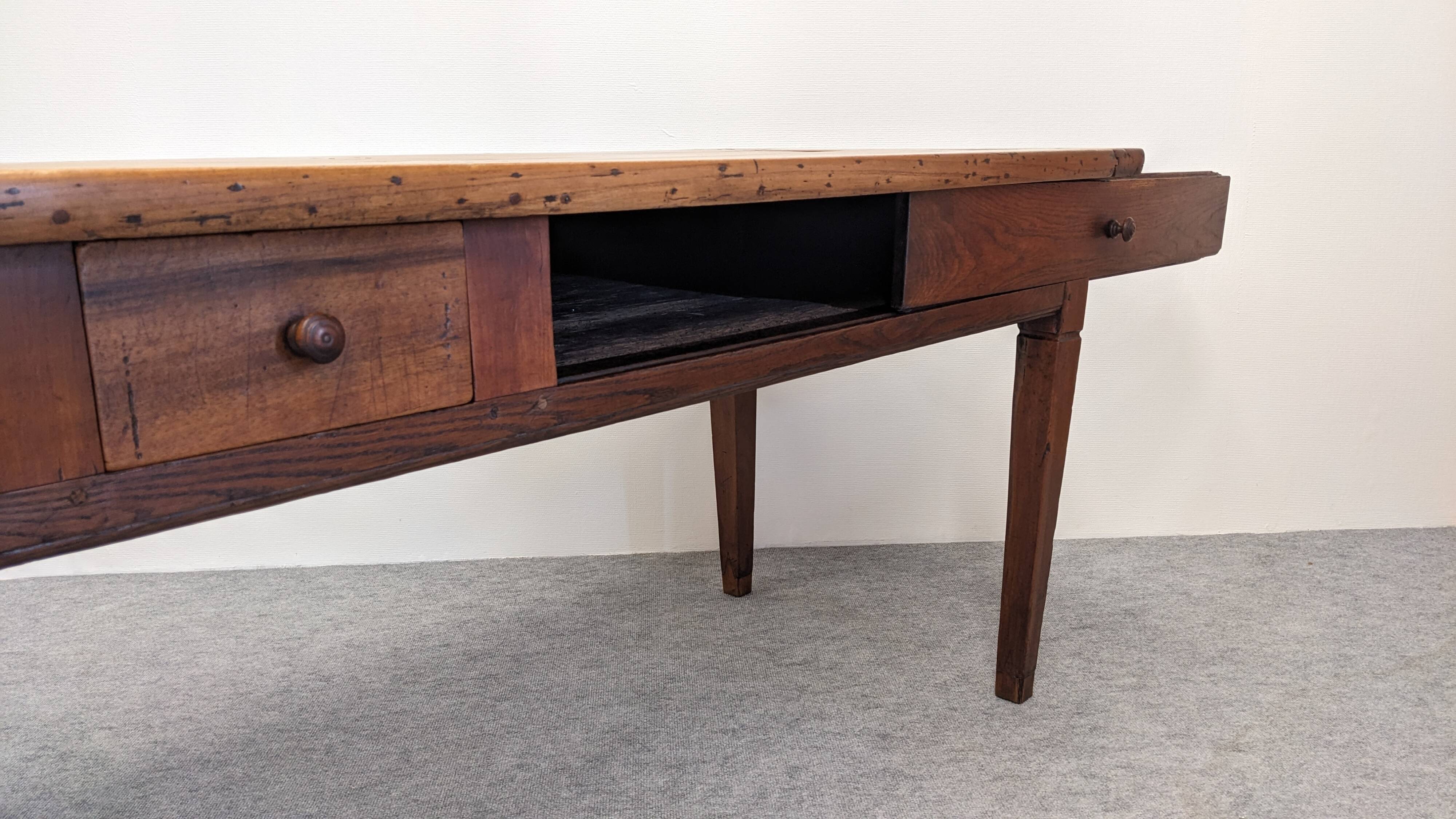 18th century Bresse farmhouse table in cherry wood