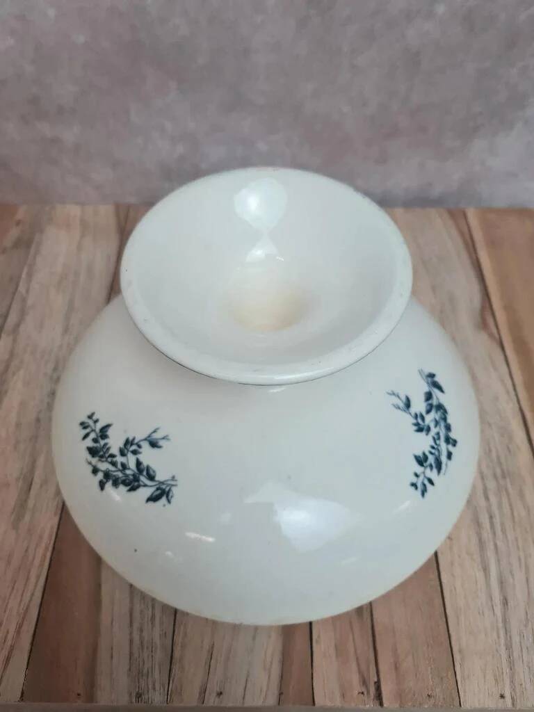 Antique compote dish in ironstone HBCM Choisy-le-Roi Louis XVI model with bird decoration.