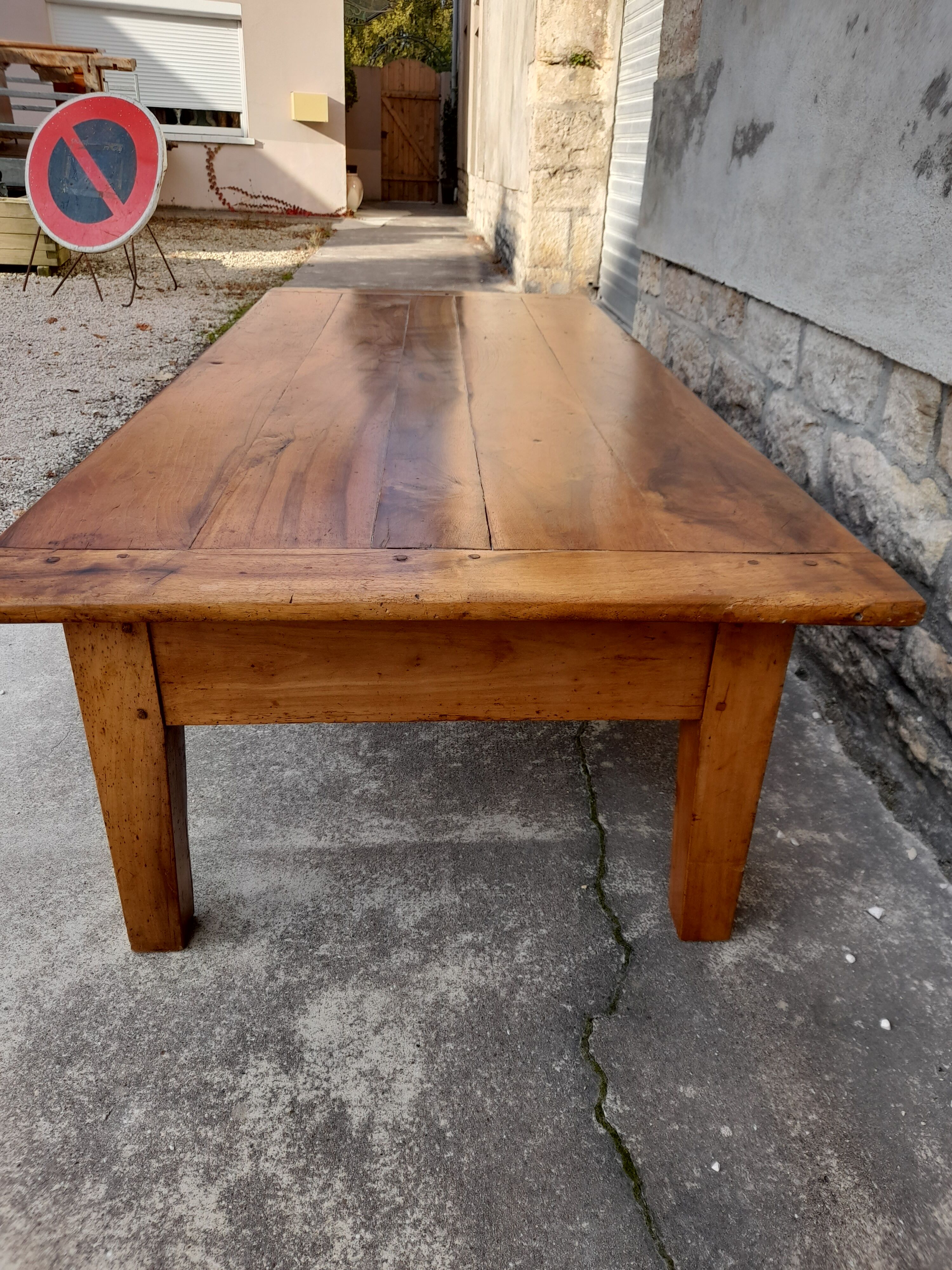 Walnut farm coffee table 19th -1m84