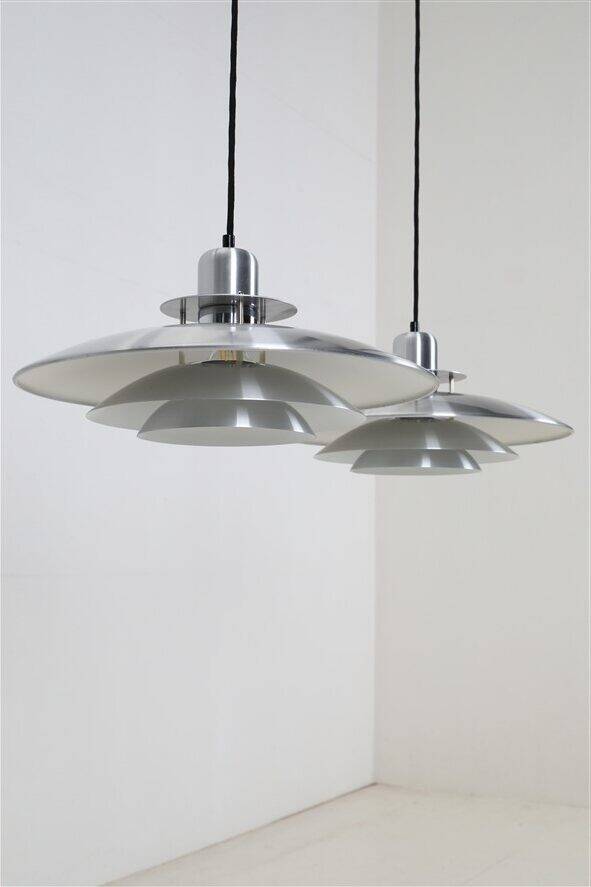 Set of 2 Belid pendant lamps / Danish modern design / aluminium / 1980s / Primus