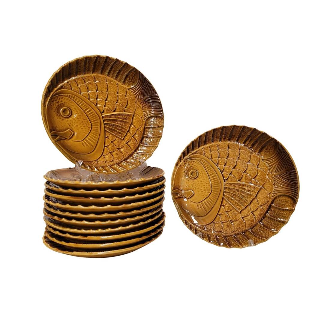 Game of dishes, Ceramic Ateliers du Revernay, “Besugo”, Mid-century – France