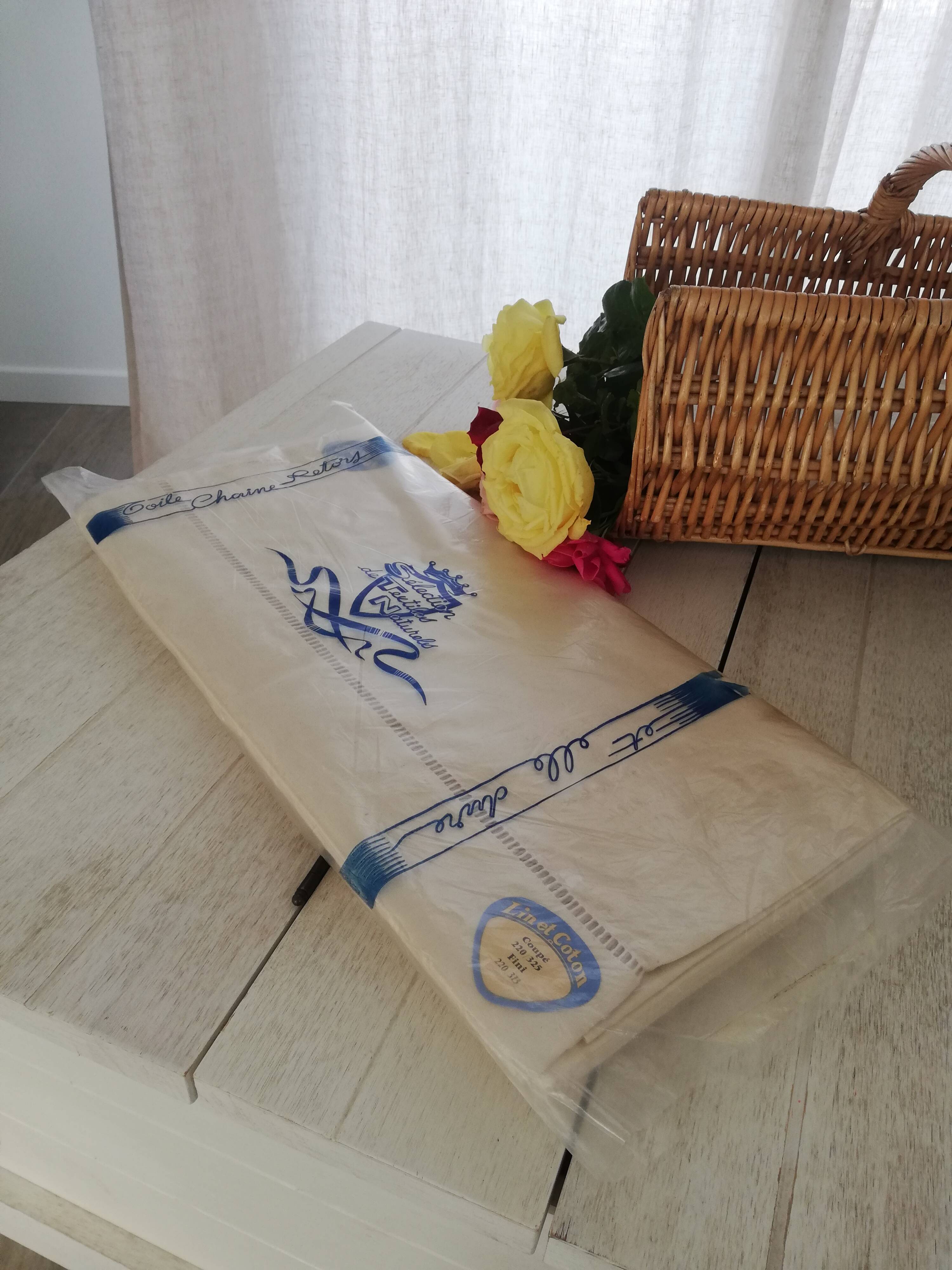 Antique sheet / bed linen